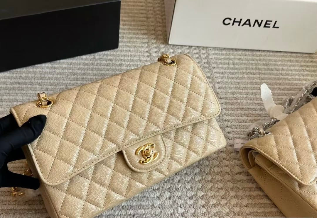 Nude Classic