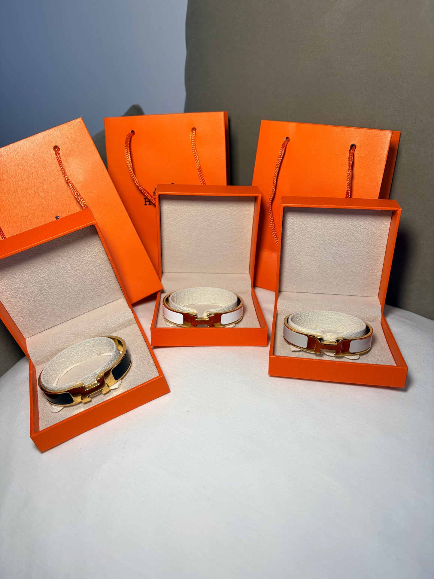 In Stock Clasp Bracelet