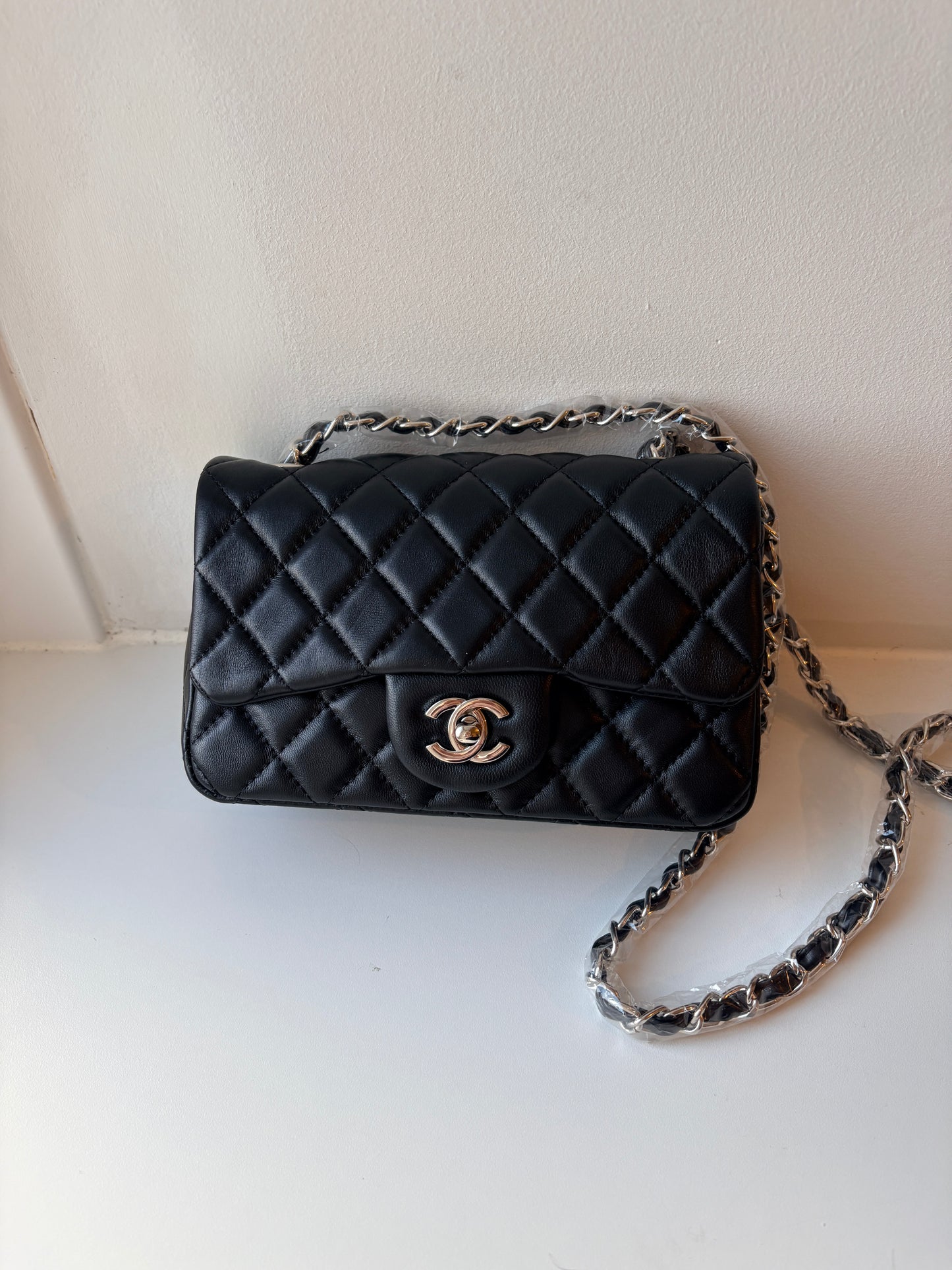 Mini Classic Chain Bag