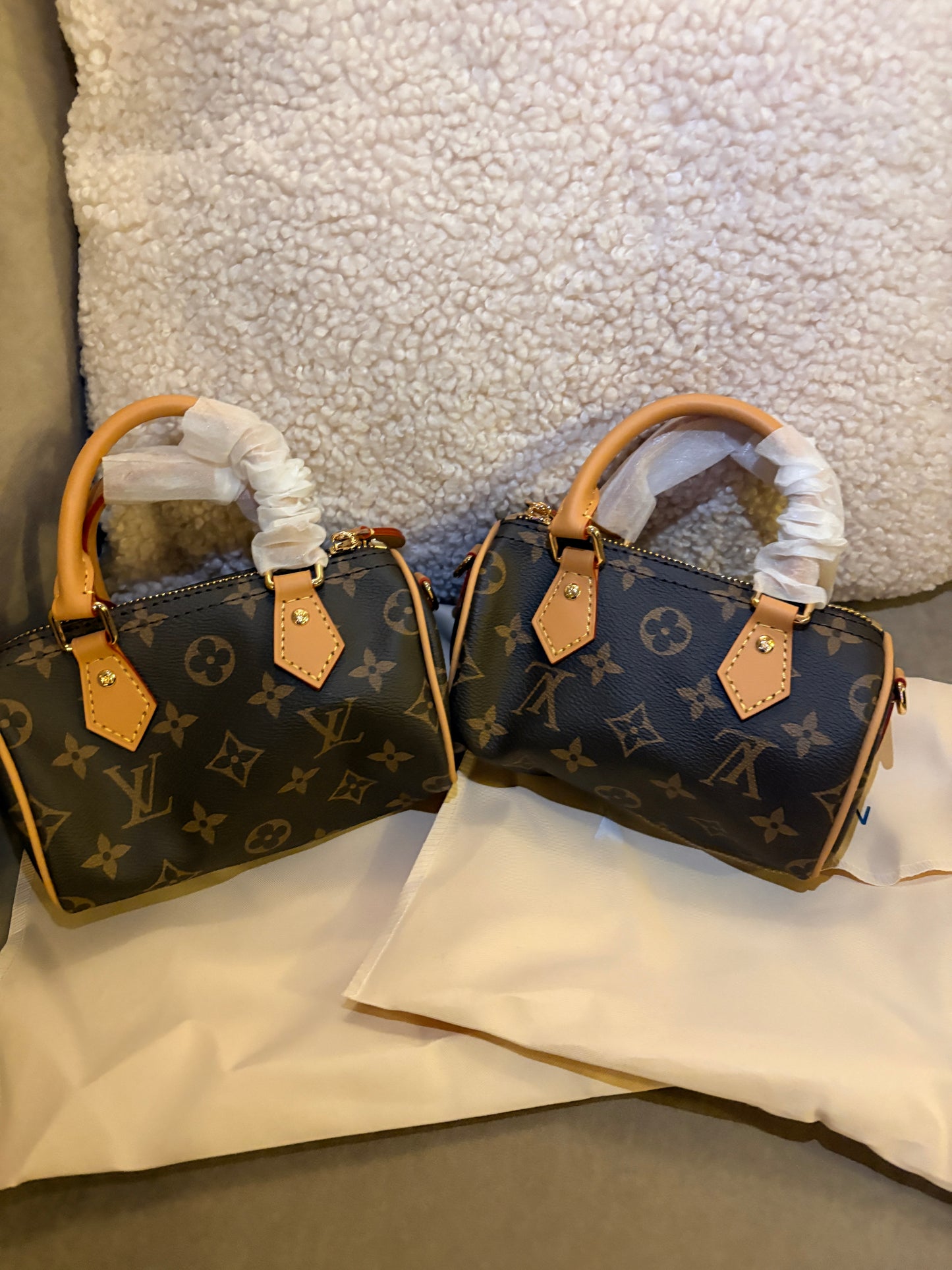 In Stock Speedy Handbag (brown)
