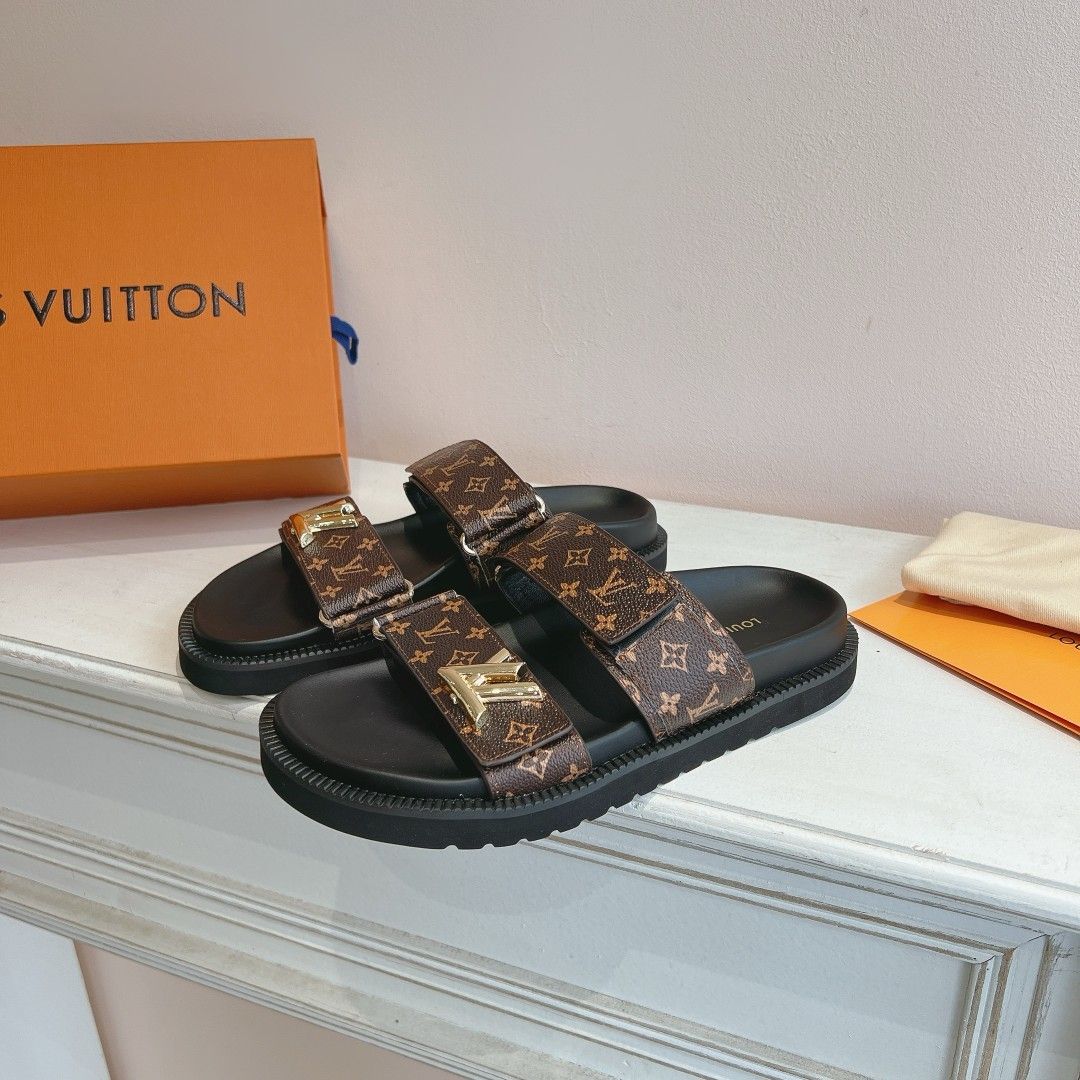 Metal Detail Sandals